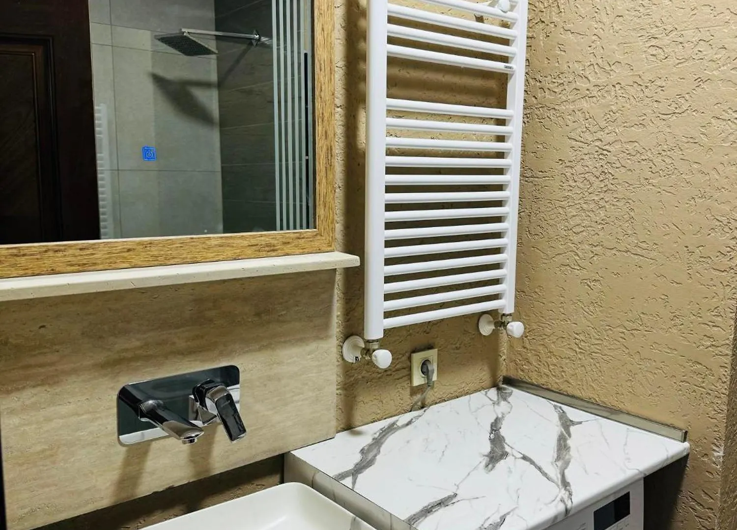 Superior Apartment In ティビリシ グルジア